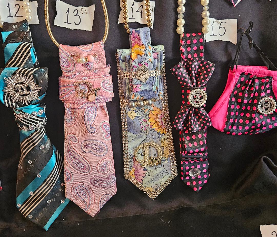 Custom tie and clutchbag gallery examples